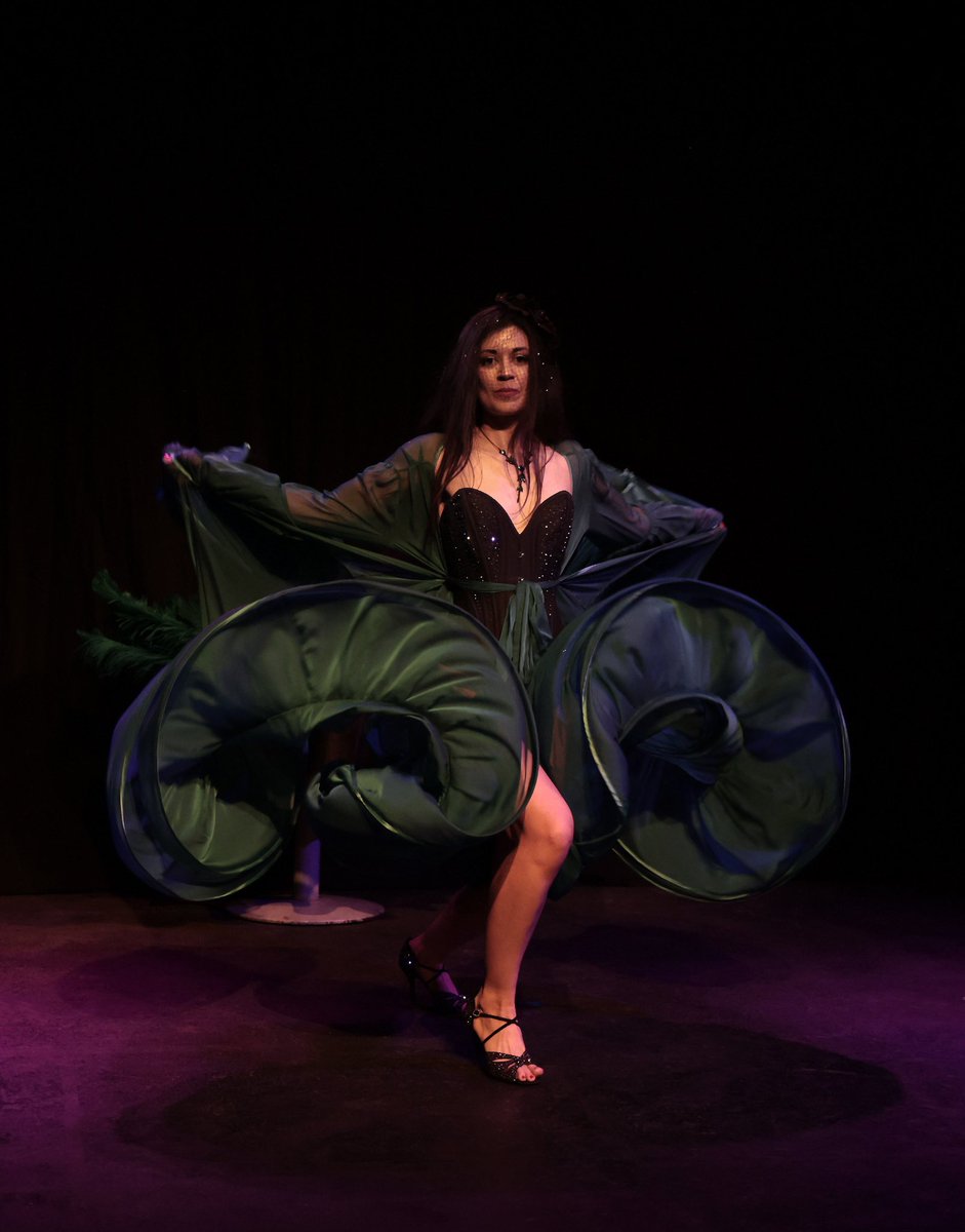 In Parallel tweet media