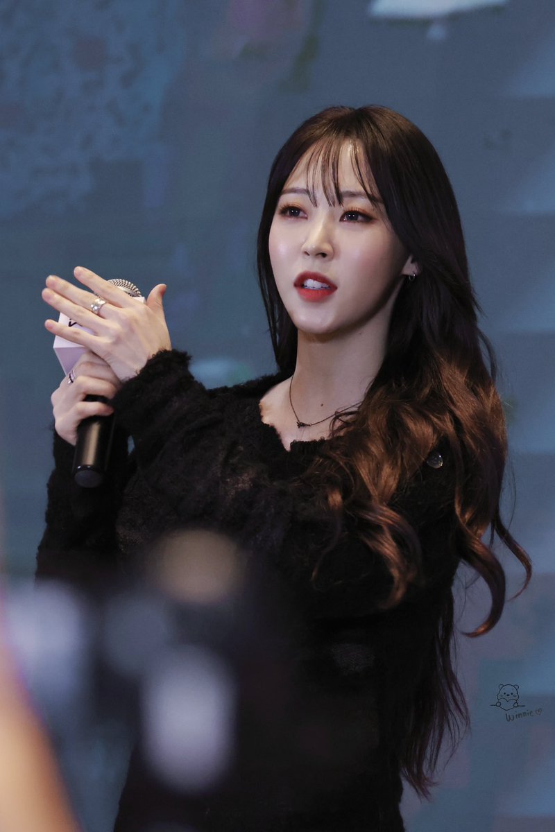 Winnie_Zzzz_'s tweet photo. 250315 상하이팬싸

드디어🐹

#MAMAMOO #MoonByul 
#마마무  #문별 #文星伊 https://t.co/1OVfZoHt3C