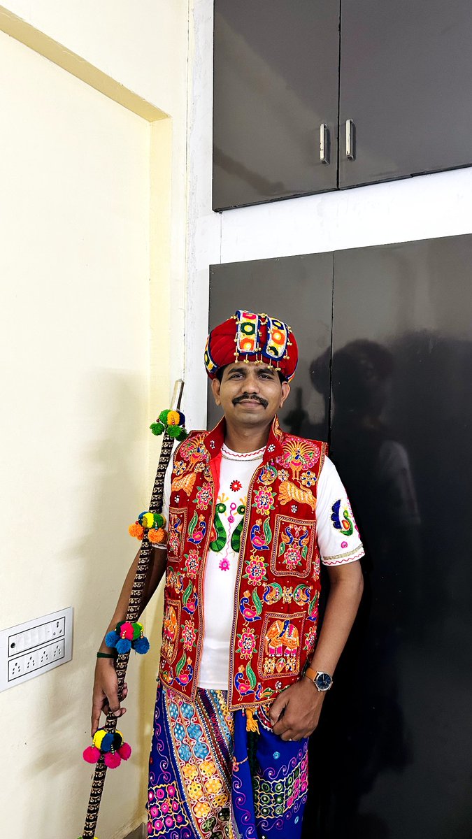 💫✨ *જન્મદિવસ ની ખૂબ ખૂબ શુભેચ્છાઓ .... ભગવાન દ્વારકાધીશ અને કુળદેવીની કૃપા સદાય આપના પર રહે એવી પ્રાર્થના* ✨💫
🎂꧁ *Happy Birthday પરમ મિત્ર શ્રી કલ્પેશ ગળીયા-ડેપ્યુટી કલેક્ટર-ભરૂચ* ꧂ 🎂 @galiya_kalpesh <a href="/Sajanmer1/">Sajan Mer</a> <a href="/AhirNavin18/">Navin_Ahir 🇮🇳</a>