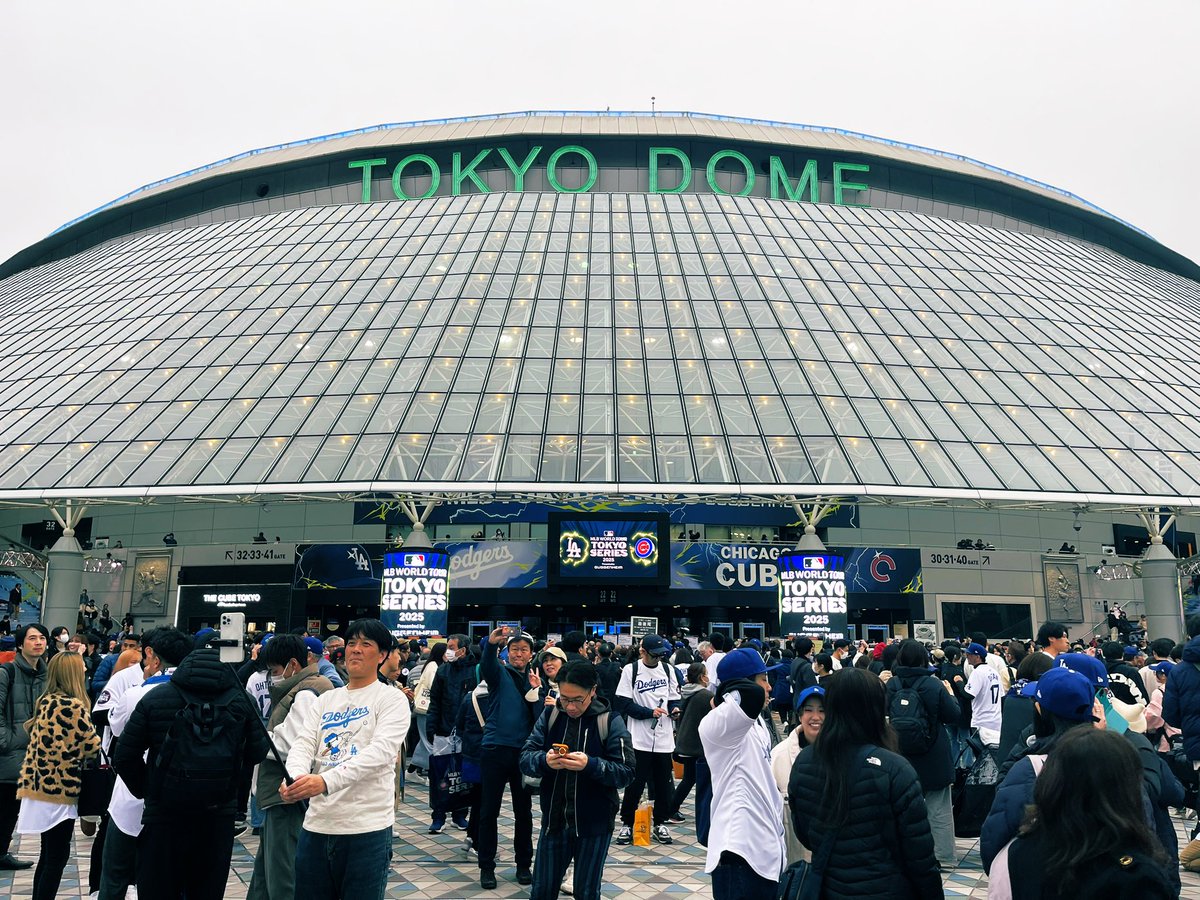 dokodemott's tweet photo. ドジャース見に来たぞ！ https://t.co/SKwXK6PRgP
