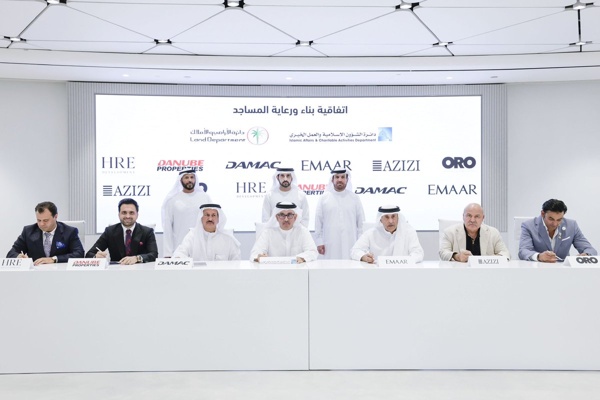 I witnessed the signing of a strategic agreement between the Islamic Affairs and Charitable Activities Department, the Dubai Land Department, and a group of real estate developers to enhance sustainability in the construction, operation, and maintenance of mosques within Dubai’s