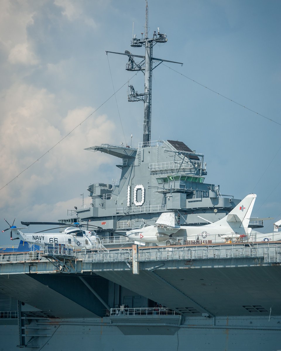 Charleston Race Week at Patriots Point tweet media
