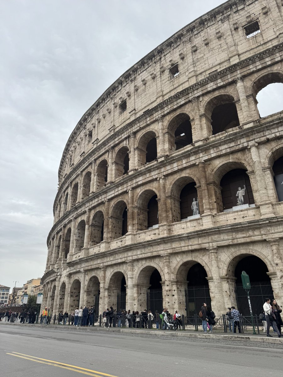 Rome. Plaats waar volgens dochter het Utrechts is ontstaan:
Aàgtelijke Gladiatòr 🙄🤣