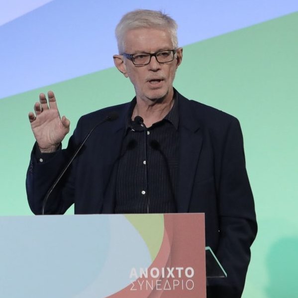 Αυτή τη φορά ο Μητσοτάκης ξεπέρασε και τον εαυτό του. 
💥Έκανε υφυπουργό Ανάπτυξης, για θέματα Έρευνας και Καινοτομίας, τον Αρίστο Δοξιάδη που ήταν νόμιμος εκπρόσωπος επί 9 συναπτά έτη της εταιρείας «Απόλλων» η οποία «Απόλλων» έστησε καρτέλ ξενόγλωσσων βιβλίων και λήστεψε τους