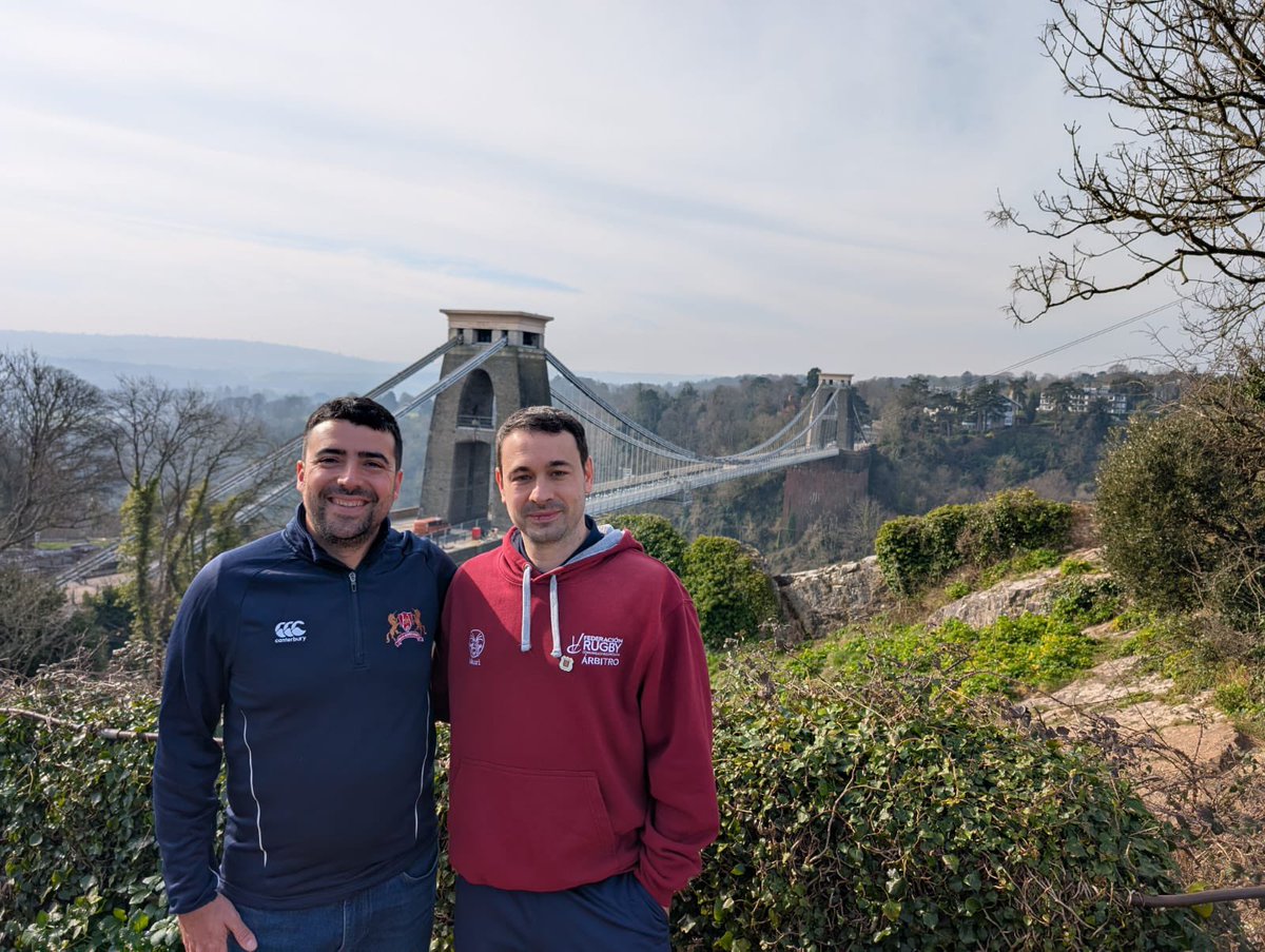 Los árbitros Raúl Rodríguez y Ricardo Arastey de la <a href="/ArbRugCV/">Árbitros Rugby C.V.</a> han estado en Inglaterra en le programa de intercambio que realizamos. Jornadas intensas y muy interesantes. Gran experiencia.