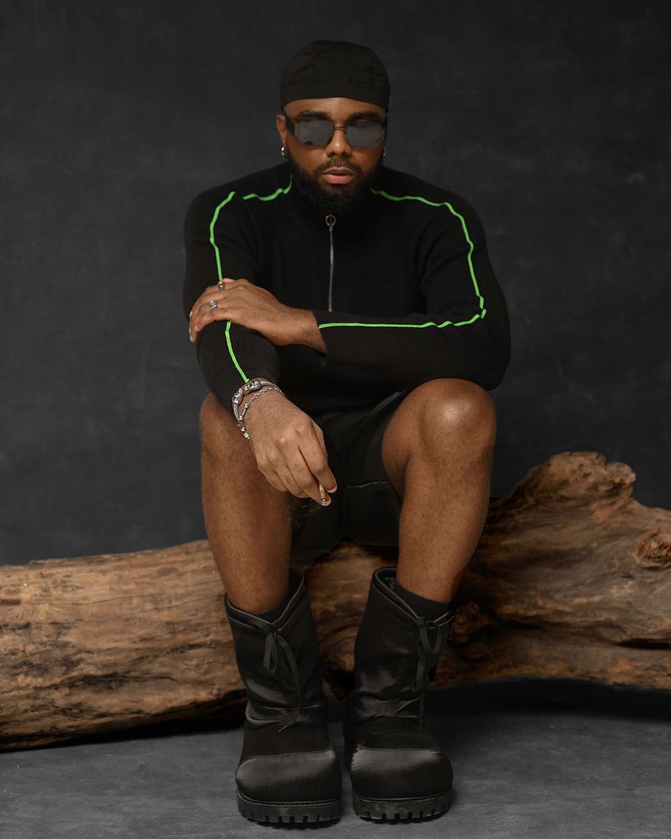 HitboyKellz's tweet photo. PRE-SAVE “NEW RELIGION - EP” BY HITBOY KELLZ
https://t.co/RTe26osdvc https://t.co/xFw71lizYo