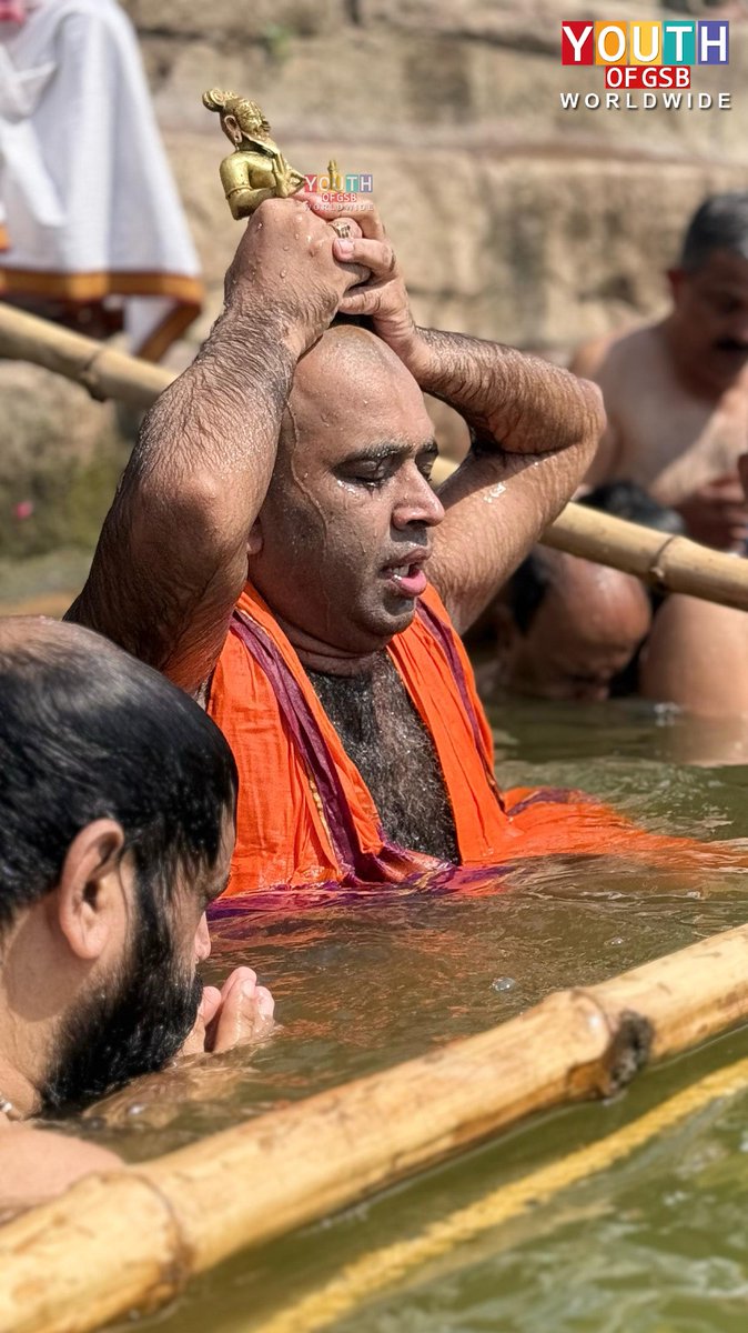 YouthofGsb's tweet photo. Ganga Snana of Shrimad Samyamindra Tirtha Swamiji with idol of Lord Shri Vedavyasa At Varanasi Sri Kashi Math on 15-03-2025
#YouthofGSB #Kashimath #Varanasi https://t.co/XIyKflVphN