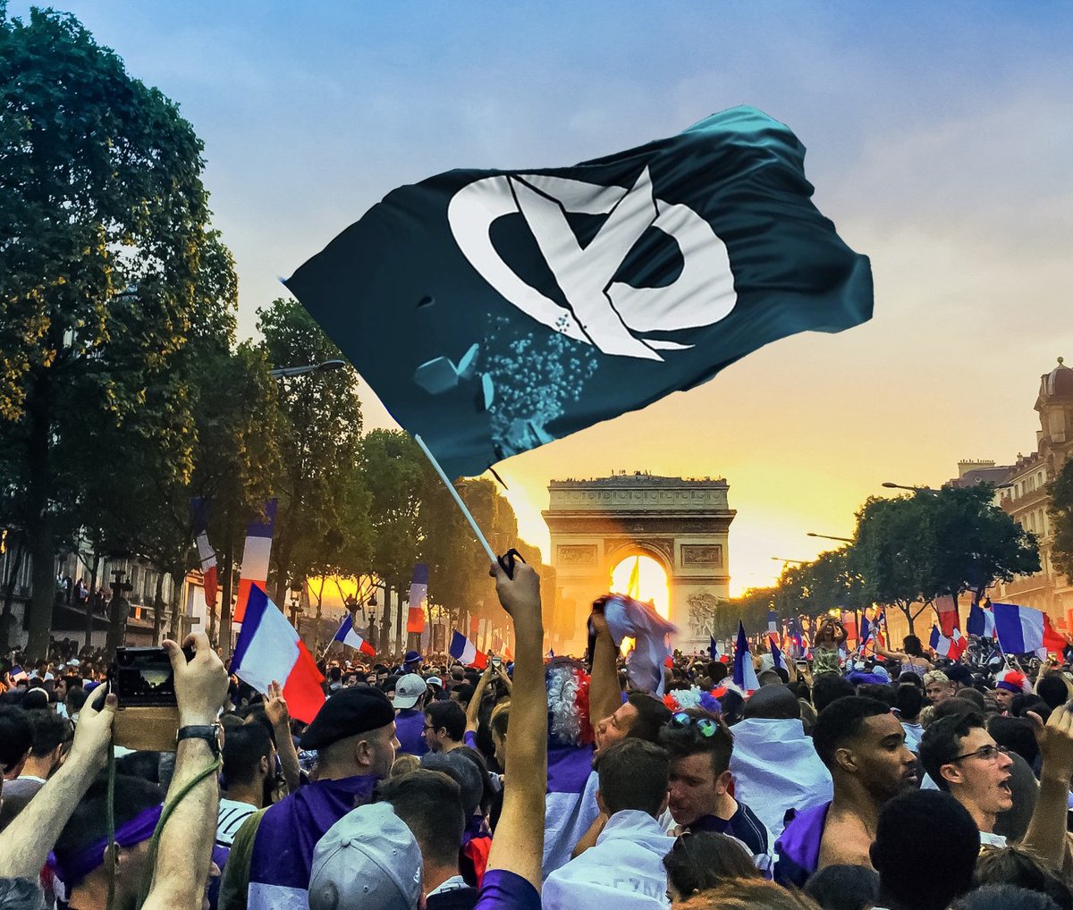 RushEsport's tweet photo. ON EST EN FINALEEEEEEEEEEEEEEEEEEEE !!!

#KCORP #FST2025 https://t.co/r6rAZoRXIg