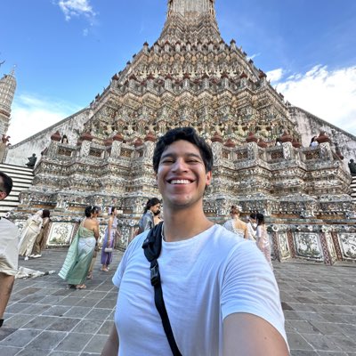 Cesarplasc's tweet photo. #NuevaFotoDePerfil https://t.co/cNCTjoLzXk