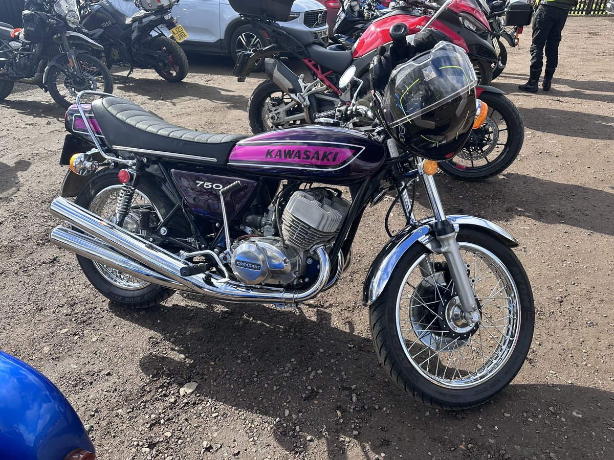 wickedladybiker's tweet image. Meeting the @EvolutionWMCC ladies today 🫶🏻 🏍️