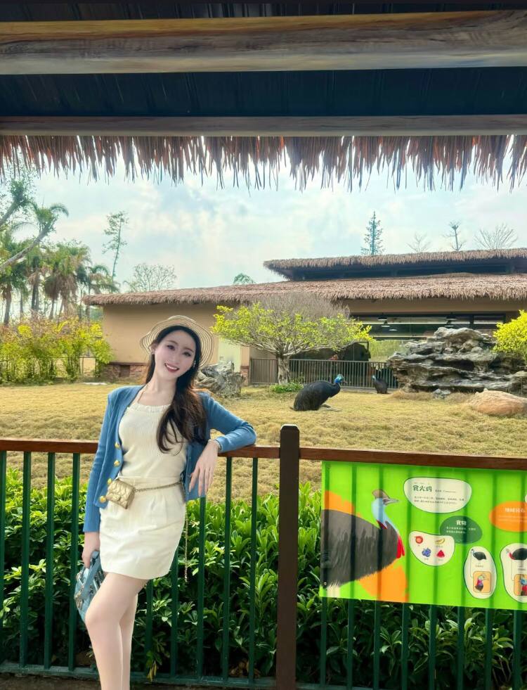2013Malow's tweet photo. Coming to the zoo on weekends, it feels like being in the African savannah. https://t.co/ity1ywj7ah