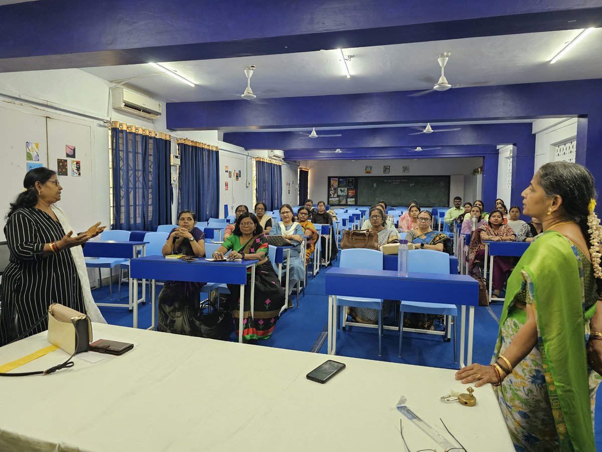 NagarKv's tweet image. Caring for those who shape the future! 🧠💙 A special Workshop on Promoting Mental health and wellbeing at PM SHRI KV Anna Nagar, reminding teachers that their well-being is just as important as their students&apos;. #WellbeingForEducators #StrongerMinds 
@KVS_HQ 
@EduMinOfIndia