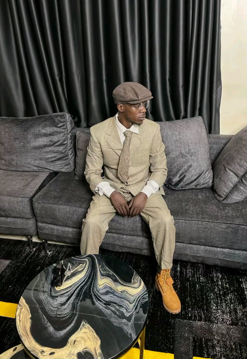 daddymyra1's tweet image. Celebrity all star artist @AlienSkinUg , the guy understood the game of showbiz in the entertainment industry of Uganda, always on point #mafiaboss