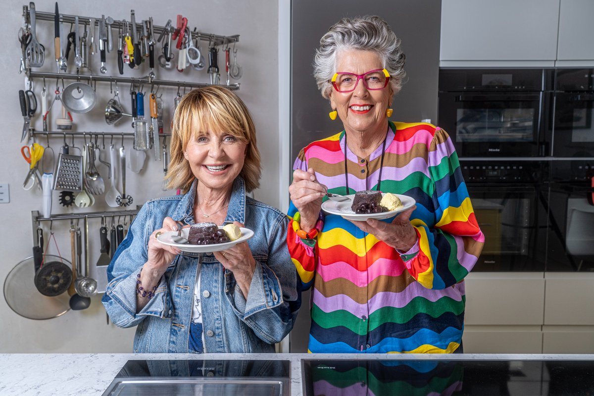 DCD Rights Ltd (@dcdrights) on Twitter photo Tune in to <a href="/ITV/">ITV</a> at 11.40am for the premiere of S2 of #PrueLeithsCotswoldKitchen. Prue is joined by Lulu - who bursts into song while making a chocolate puddle cake - and makes a 'poshed-up' haggis with neaps and tatties with the help of her husband John. Tune in to <a href="/ITV/">ITV</a> at 11.40am for the premiere of S2 of #PrueLeithsCotswoldKitchen. Prue is joined by Lulu - who bursts into song while making a chocolate puddle cake - and makes a 'poshed-up' haggis with neaps and tatties with the help of her husband John.