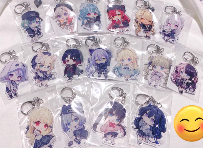 ぶいすぽ運営様より、ぶいすぽアクリルキーホルダーVol.2をいただきましたたくさん!かわいい!ありがとうございます 