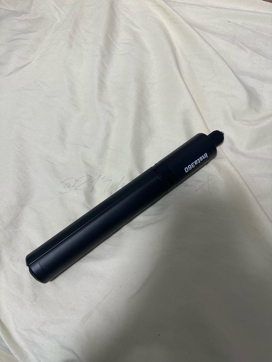 214vlntncart's tweet image. wts lfb ph only!

📹 insta360 x4
– please read the last photo for conditions!
– with box and complete inclusions (lens guard, lens wiper, and soft case)

Price: ₱24,000 (slightly negotiable)

t. insta360 x4 camera ph