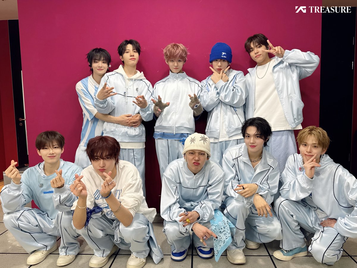ygtreasuremaker's tweet photo. [#HI_TREASUREMAKER 💎📸]

혼자서 힘들어하지 마
트레저는 여기 트메 옆에 있을게 🎵

오늘도 트레저와 쇼! 음악중심 무대를
함께 즐겨주셔서 감사합니다! 🌼

#TREASURE #트레저 #SPECIALMINIALBUM #PLEASURE #YELLOW #사르르 #SARURU
🗓#250315 #쇼음악중심 https://t.co/XaZGeJf3dK