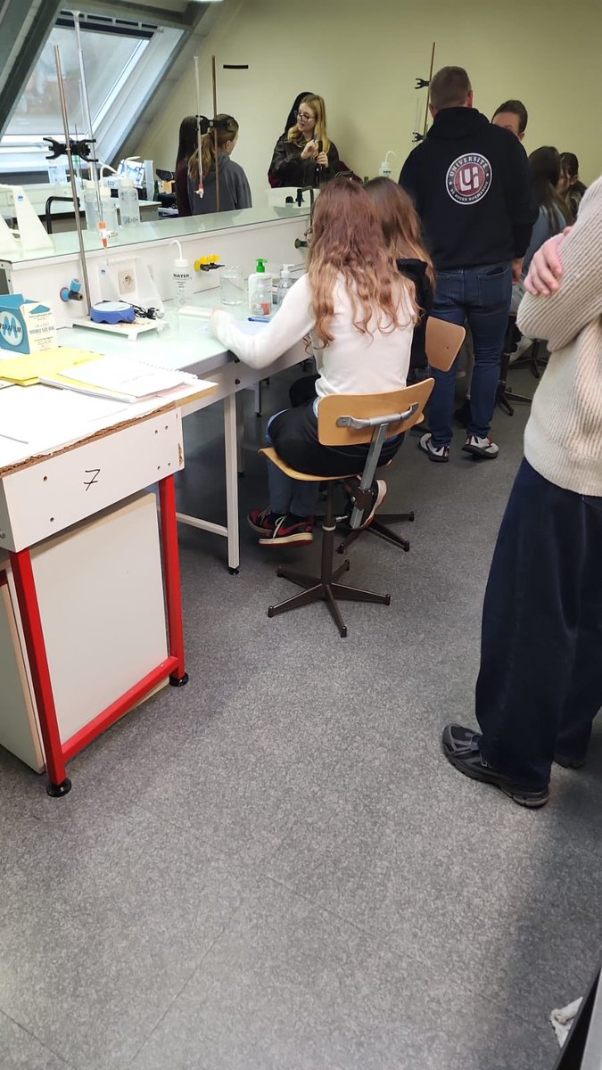 Collège Maurice de Broglie (@brogliecollege) on Twitter photo #CordeesDeLaReussite
Nos 4e ont découvert cette semaine l’enseignement supérieur avec les filières Mesures Physiques et Packaging de <a href="/Iutevreux_dir/">IUT Evreux officiel</a>
Les sciences au cœur de l’ambition de nos collégiens !
Un grand merci à <a href="/Iutevreux_dir/">IUT Evreux officiel</a> pour l’accueil .
<a href="/ac_normandie/">Académie de Normandie</a> <a href="/dsden27/">DSDEN27</a> #CordeesDeLaReussite
Nos 4e ont découvert cette semaine l’enseignement supérieur avec les filières Mesures Physiques et Packaging de <a href="/Iutevreux_dir/">IUT Evreux officiel</a>
Les sciences au cœur de l’ambition de nos collégiens !
Un grand merci à <a href="/Iutevreux_dir/">IUT Evreux officiel</a> pour l’accueil .
<a href="/ac_normandie/">Académie de Normandie</a> <a href="/dsden27/">DSDEN27</a>