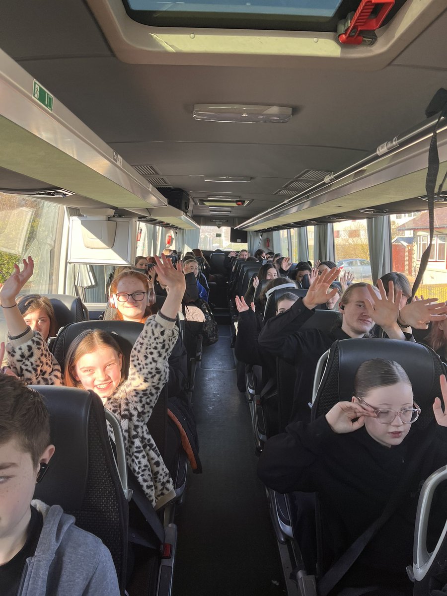Our Junior Wind Orchestra are on their way to Perth to perform in the Scottish Concert Band Festival. You’ll be fabulous,enjoy the day! 🤩🤩 

Wish them luck! 🍀🍀🍀