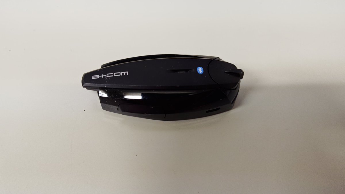 ●忘れ物のお知らせ

本日2輪にて走行されたどなたか。

・Bluetoothのインカム
ピットに落ちていたそうです。

今月中にご連絡頂けないと処分する形となってしまいますので、ご連絡お待ちしてます。