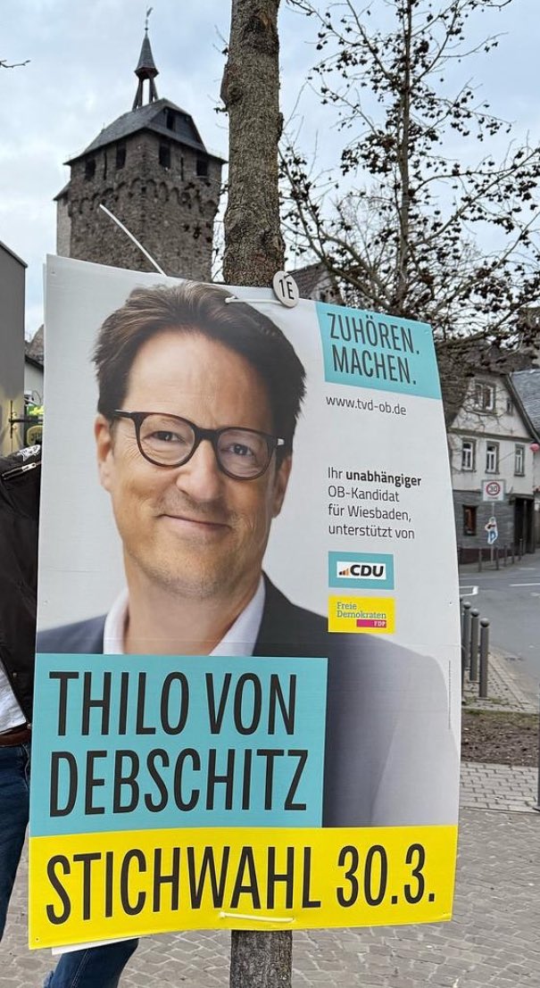 OB fuer #wiesbaden Thilo von Debschitz gemeinsam mit <a href="/fdp/">FDP</a> Wiesbaden und <a href="/cdu_wiesbaden/">CDU Wiesbaden</a> #sonnenberg #hessen #oberbuergermeister <a href="/Stadt_Wiesbaden/">Landeshauptstadt Wiesbaden</a> <a href="/sensorWI/">sensor Wiesbaden</a>