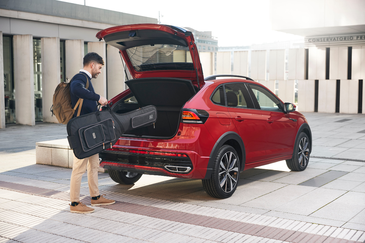 VWVolcenter's tweet image. Actitud y estilo en cada curva. El Volkswagen Taigo está diseñado para quienes buscan más. 🚙💙

🛣️ Ideal para ciudad y carretera
🌱 Consumo eficiente

📍 Ven a Volcenter y pruébalo.

#VolkswagenTaigo #CrossoverSUV #VW #Volcenter #TuNuevoCoche #SUVDeportivo