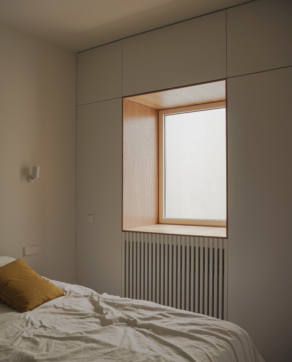 Jung_Iberica's tweet image. Espacios conectados, luz, materiales nobles y un toque de color. Así es la #reforma integral realizada por Pulso Estudio en pleno barrio de Chamberí, Madrid. #JUNG acompaña con sus mecanismos LS 990 en Les Couleurs® Le Corbusier

pulsoestudio.es/proyecto/donos…

#dimmers #instalación