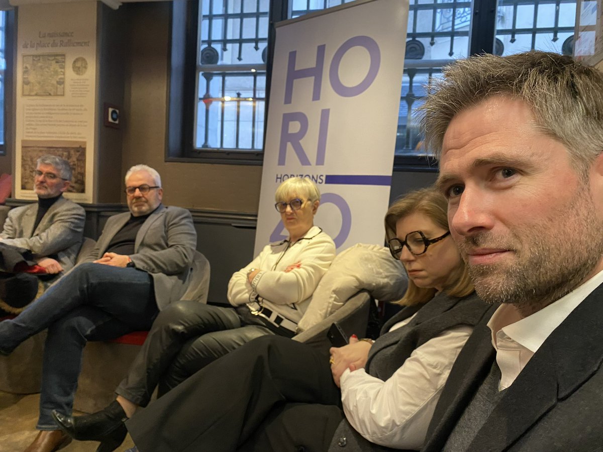 Xavier Fournier 🇨🇵🇪🇺🧂 (@xavierfournier) on Twitter photo Un plaisir d’échanger sur l’Europe sociale 🇪🇺 avec des élus & militants <a href="/HorizonsLeParti/">Horizons</a> à #Angers !
Merci cher <a href="/EmmanuelCapus/">Emmanuel Capus</a> pour ton invitation avec <a href="/FranckMorel1207/">Franck Morel</a> à évoquer notre état d’esprit sur ce sujet, nos travaux & notre tribune ➡️ latribune.fr/la-tribune-dim… Un plaisir d’échanger sur l’Europe sociale 🇪🇺 avec des élus & militants <a href="/HorizonsLeParti/">Horizons</a> à #Angers !
Merci cher <a href="/EmmanuelCapus/">Emmanuel Capus</a> pour ton invitation avec <a href="/FranckMorel1207/">Franck Morel</a> à évoquer notre état d’esprit sur ce sujet, nos travaux & notre tribune ➡️ latribune.fr/la-tribune-dim…