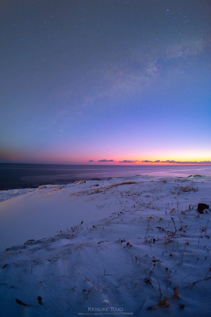 薄明に消えゆく天の川✨

#tokyocameraclub