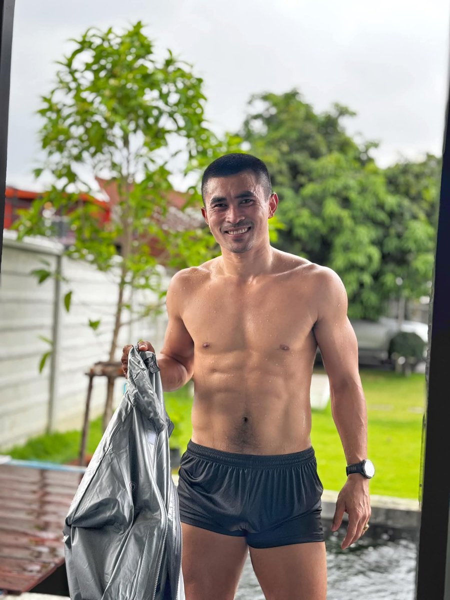 🙊🍌🍌🍌🙊 tweet media