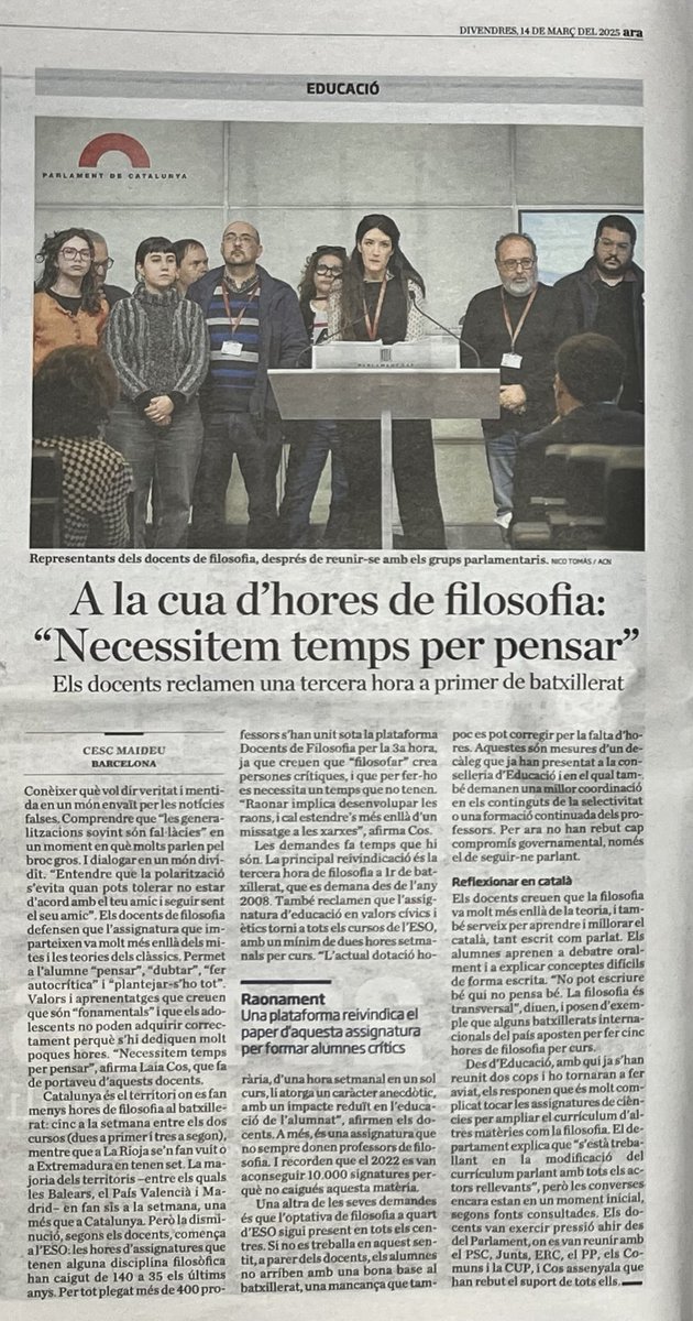 “No s'escriu bé si no es pensa bé". Més de 400 professors de filosofia s'han unit en una plataforma per denunciar que Catalunya és a la cua de tot l'Estat en hores de docència de filosofia a la secundària.