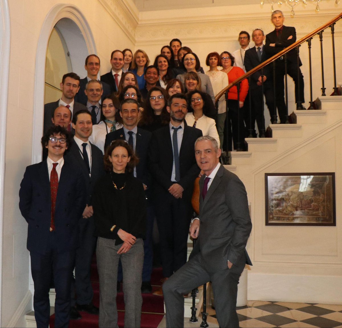 France ONU Genève 🇫🇷🇺🇳 (@franceonugeneve) on Twitter photo Après presque 4 ans inoubliables à la tête de <a href="/FranceONUGeneve/">France ONU Genève 🇫🇷🇺🇳</a>, <a href="/JeromeBonnafont/">Jérôme Bonnafont</a> quitte Genève pour rejoindre <a href="/franceonu/">La France à l'ONU 🇫🇷🇺🇳</a> New York comme Représentant permanent 🇫🇷🇺🇳
De la part de l'ensemble de la Mission un immense merci, félicitations et bon courage dans vos nouvelles fonctions ! Après presque 4 ans inoubliables à la tête de <a href="/FranceONUGeneve/">France ONU Genève 🇫🇷🇺🇳</a>, <a href="/JeromeBonnafont/">Jérôme Bonnafont</a> quitte Genève pour rejoindre <a href="/franceonu/">La France à l'ONU 🇫🇷🇺🇳</a> New York comme Représentant permanent 🇫🇷🇺🇳
De la part de l'ensemble de la Mission un immense merci, félicitations et bon courage dans vos nouvelles fonctions !