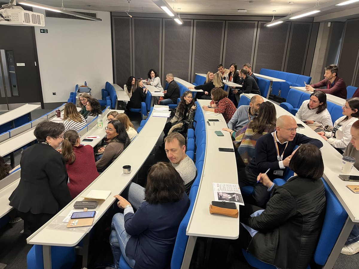 Consejería de Educación Reino Unido e Irlanda (@consejeriauk) on Twitter photo Carmen Herrero de <a href="/MMU_Languages/">ManMetUni Languages</a> inaugura la jornada con su ponencia plenaria “Aprender enseñando: la creación de vídeos educativos en el aula de ELE” <a href="/AccEducativaExt/">Acción Educativa Exterior</a> Carmen Herrero de <a href="/MMU_Languages/">ManMetUni Languages</a> inaugura la jornada con su ponencia plenaria “Aprender enseñando: la creación de vídeos educativos en el aula de ELE” <a href="/AccEducativaExt/">Acción Educativa Exterior</a>