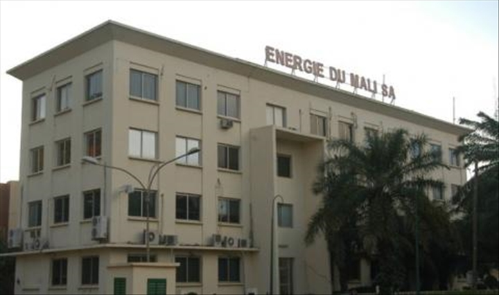 Malijetactu's tweet photo. La crise des garanties bancaires : La hâte de la justice ? https://t.co/m5hRNrzvGi #malijet #mali #edmsa #énergie #synabef #EcobankMali https://t.co/HE921Zmyo9