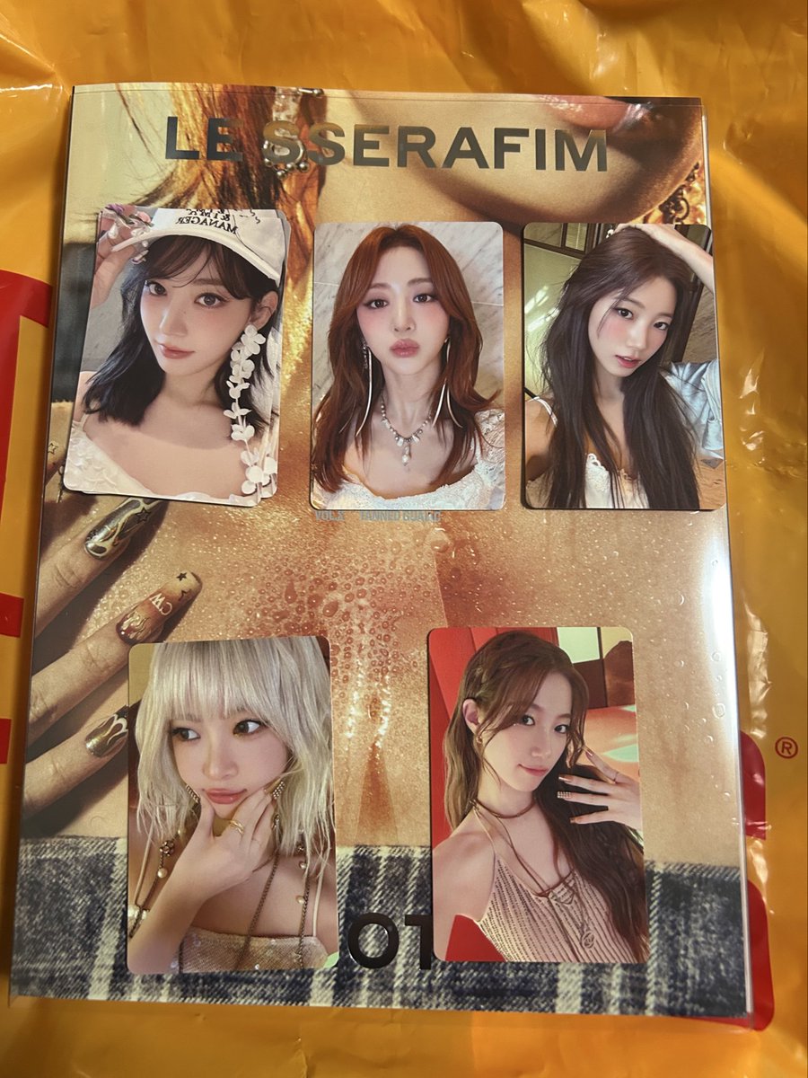 SoRa_daiku's tweet photo. LE SSERAFIM ルセラフィム 
交換
lesserafim  HOTトレカ ラキドロ

譲） タワレコ  カズハ、ウンチェ
      HMV  サクラ、ユンジン、カズハ
     (下記写真)

求)チェウォン ラキドロ 
      HMV＞タワレコ

どなたでもお声かけください！
京都住みです。郵送OK https://t.co/te7urcB6qc