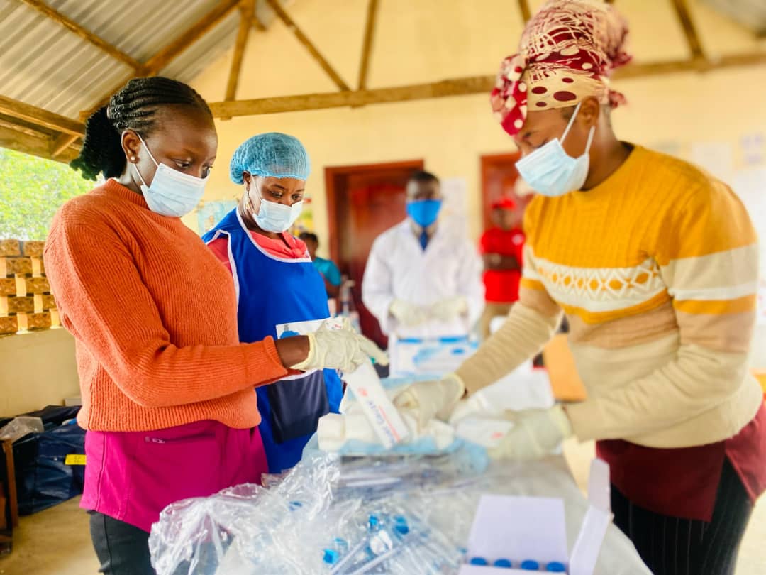 NutritionistKD's tweet photo. #Day2 of the #WorldOralHealthWeek in Masaka City, in Schools where Oral Health Education, Dental Care and Oral Hygiene is being done by Qualified teams from the Ministry of Health, Uganda Dental Association, @MinofHealthUG
@ainbyoo @ugandadental @Colgate
@OralHealthFL
#WOHD| #OralHealthMatters | #NutritionistKD