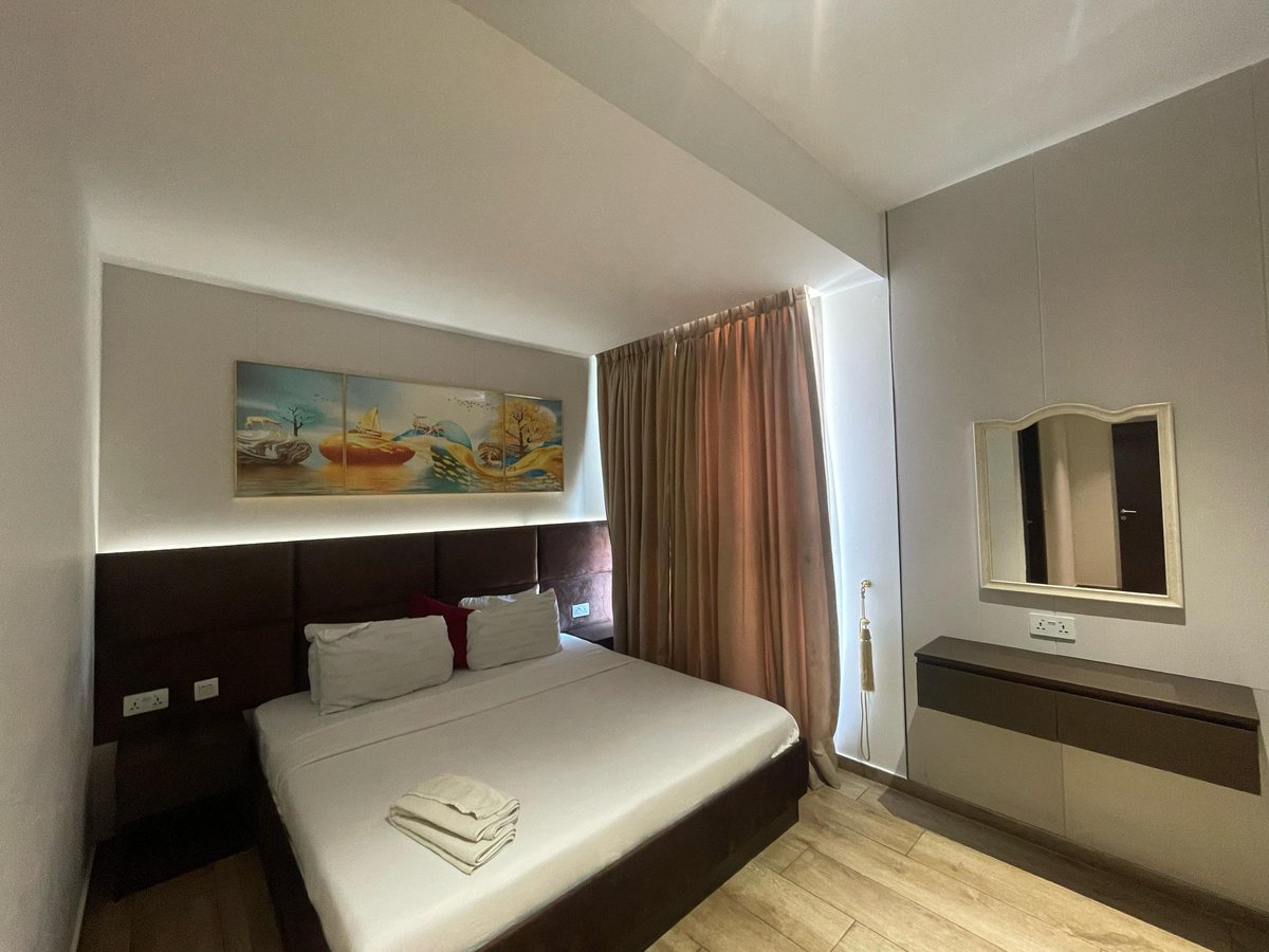 baygem_ngr's tweet image. FULLY FURNISHED 2-BEDROOM LUXURY APARTMENT + SWIMMING POOL + GYM

📍EKO ATLANTIC CITY (EKO PEARL TOWERS)

•RENT-DETAILS 
•PRICE: ₦35M
•SC: ₦4M (Per Annum)

📞
+2349073267769
wa.me/c/2349073267769
baygemngr@gmail.com