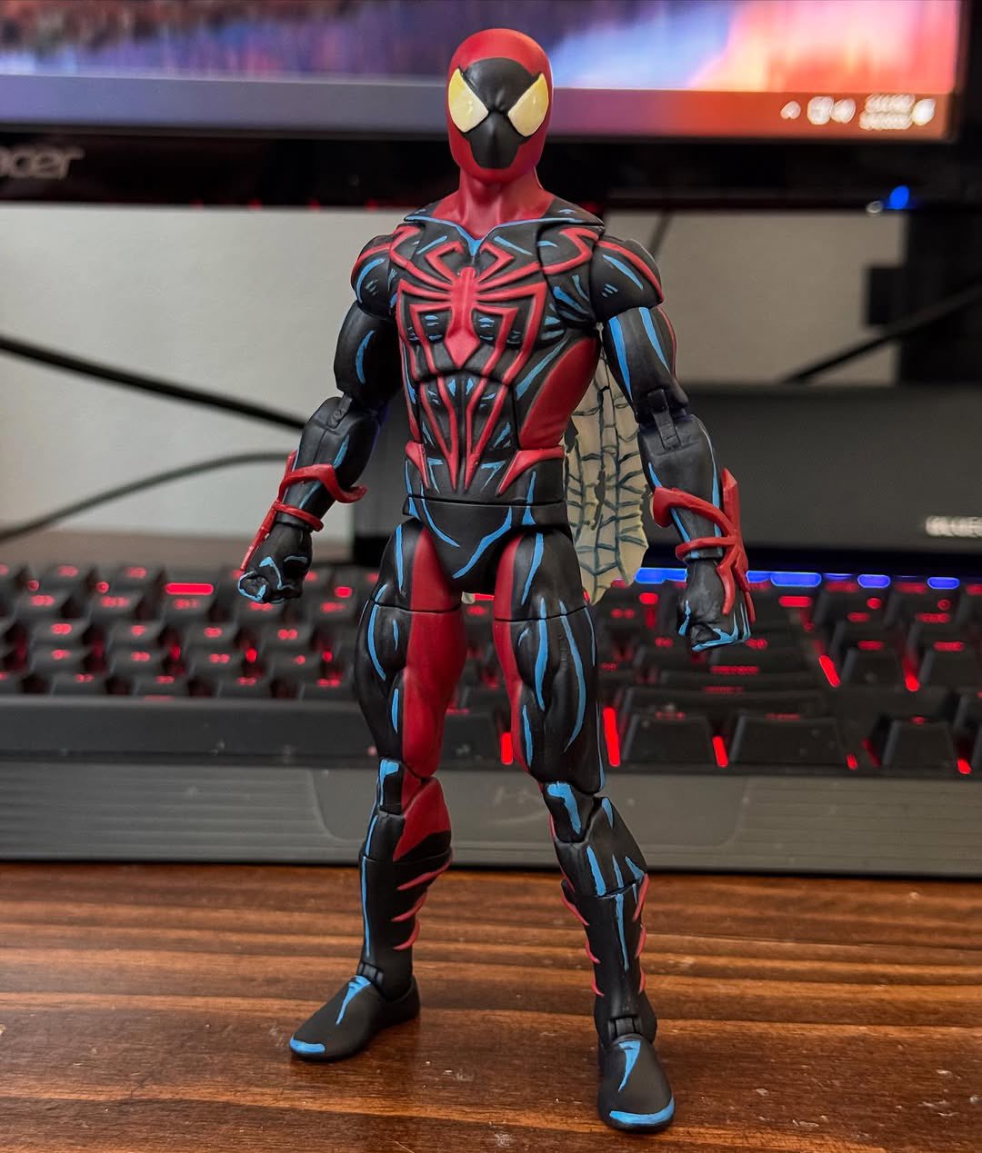 marvellegends スパイダーマン Amazon.com: Marvel Legends Series Friendly Neighborhood