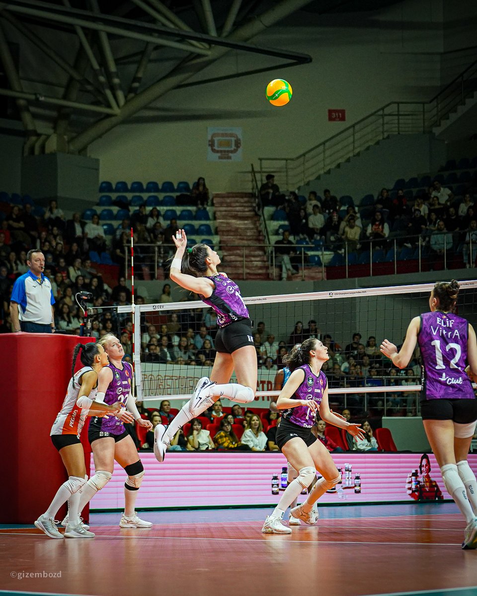 Spike.🏐
Yaprak Erkek 25'