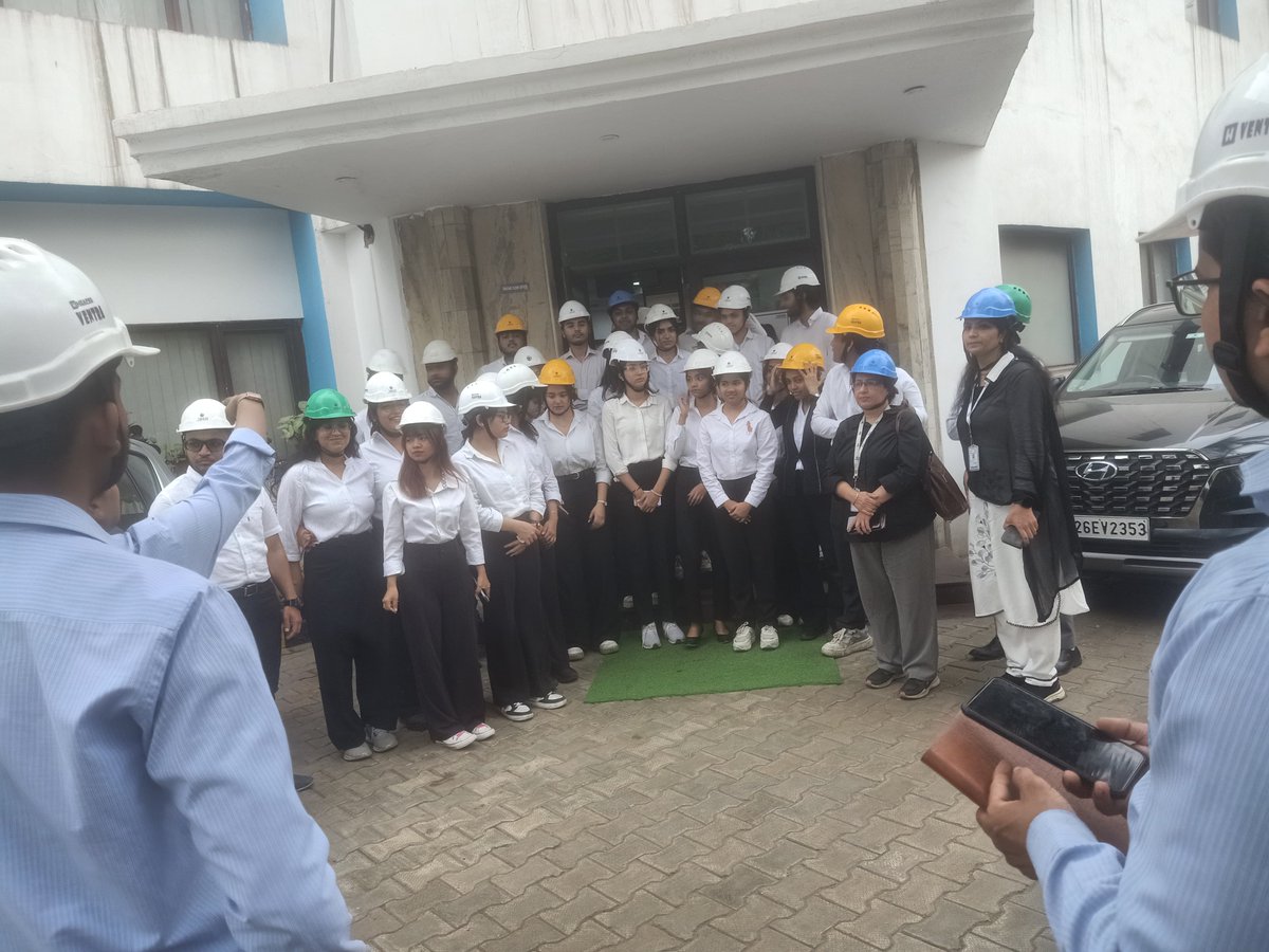 jimsljptweets's tweet image. As a part of the #industryvisit program , a group of #BBA-4 students #JIMSVKII visited the #JBM-Auto plant on 11 th March’25.
#BestBBAplacementsinDelhiNCR
#JIMSVasantkunjBAfees
#BestBBAcollegeinDelhi
#BBAadmission2025vasantkunj
Visit us at jimssouthdelhi.com 📞011-35028536