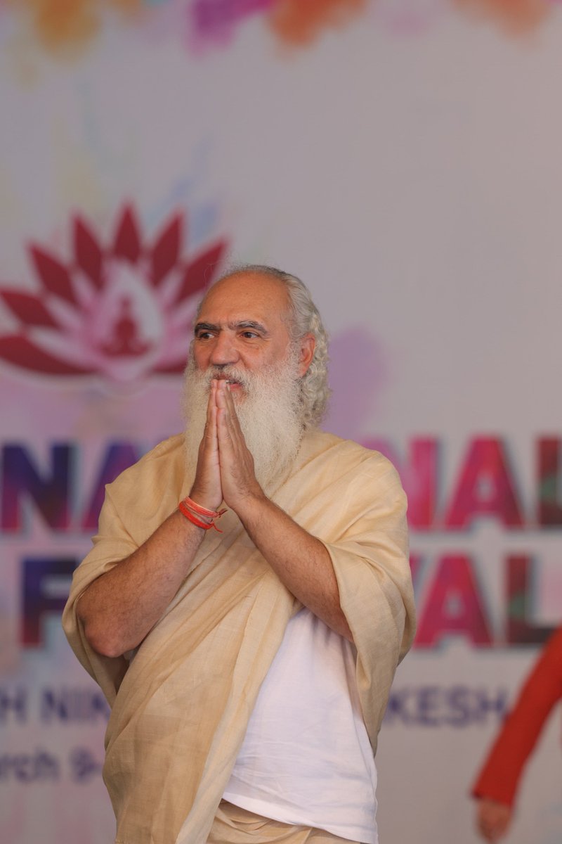 ParmarthNiketan's tweet photo. A beautiful #WisdomTalk on today's closing day of #IYF2025 at @ParmarthNiketan brought together
@PujyaSwamiji, @PremBaba ji &amp; @SadhviBhagawati ji for a powerful talk about the #YogaofLove. Because all we need is #love!

#IYF #IYFParmarth #pujyaswamiji #sadhviji #prembaba #wisdom https://t.co/rIZN7k3ukQ