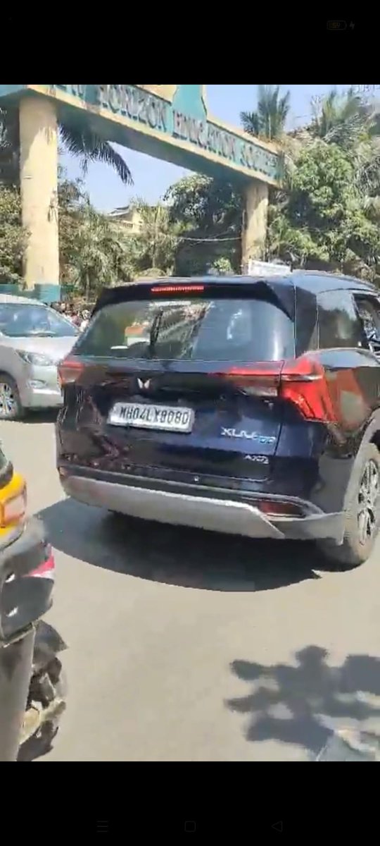 Thane Live tweet media