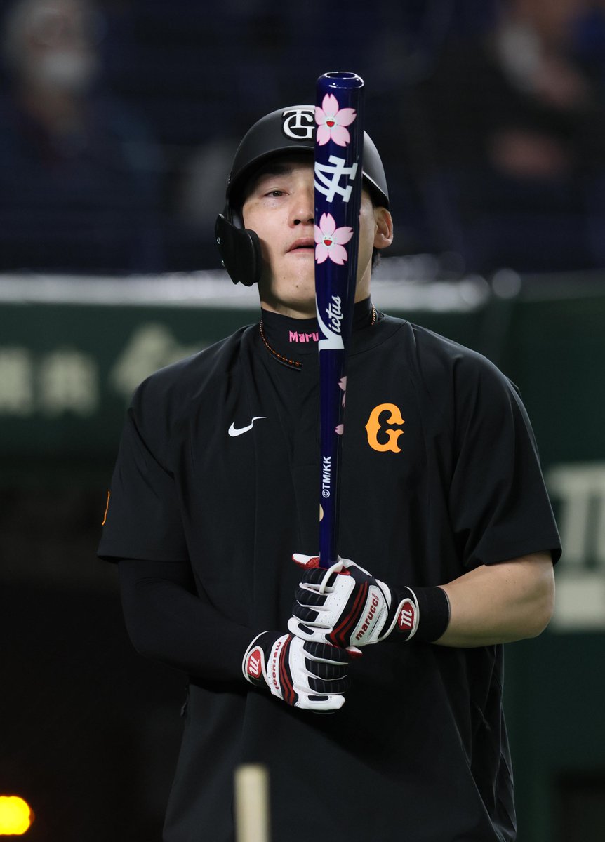 練習風景から🏟️】 #丸佳浩 選手のVictus製バットがドジャース仕様で