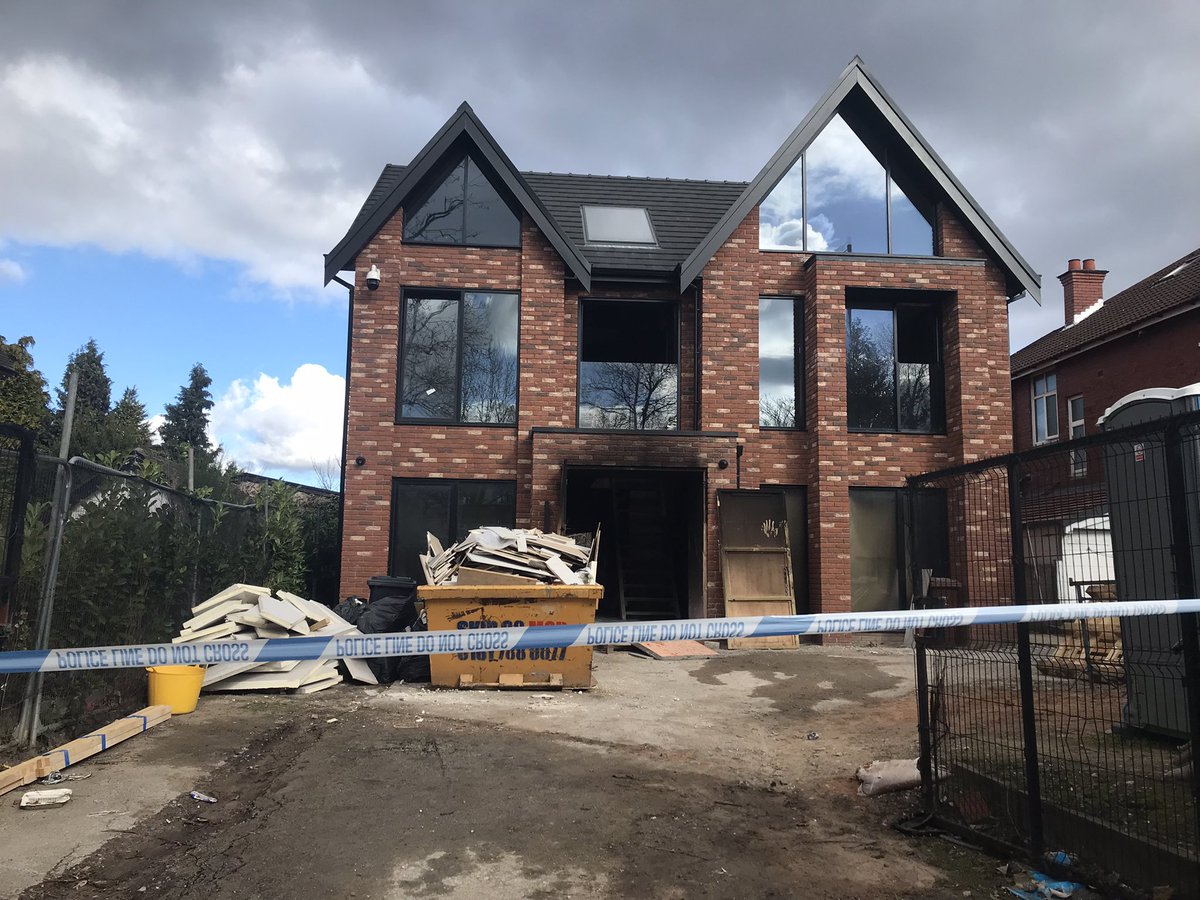 Helena Vesty (@helenavesty) on Twitter photo Iβm here on Wilbraham Road where there has been a house fire at a property under renovation <a href="/MENnewsdesk/">Manchester News MEN</a> Iβm here on Wilbraham Road where there has been a house fire at a property under renovation <a href="/MENnewsdesk/">Manchester News MEN</a>
