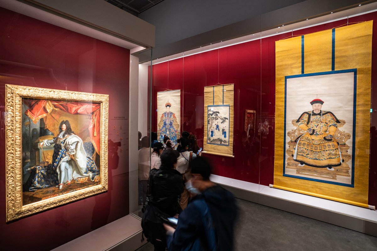 LanguageVideo's tweet photo. New additions update Sino-French exhibition at Hong Kong Palace #museam
The Hong Kong Palace Museum's exhibition, "The Forbidden City and the Palace of Versailles: China-France Cultural Encounters in the Seventeenth and Eighteenth Centuries," has unveiled new highlights, including the paintings "Portrait of Emperor Kangxi in Military Attire" and "Portrait of Madame de Pompadour."
Updating the collection with some 20 rare artifacts from the Palace Museum and the Palace of Versailles, the exhibition explores the rich cultural exchanges between China and France. It delves into their historical interactions in the fields of science, technology, art, and philosophy, reflecting the role of the Forbidden City and Versailles as cultural and artistic hubs in the 17th and 18th centuries. The exhibition runs until May this year.(CGTN)#culturalpreservation