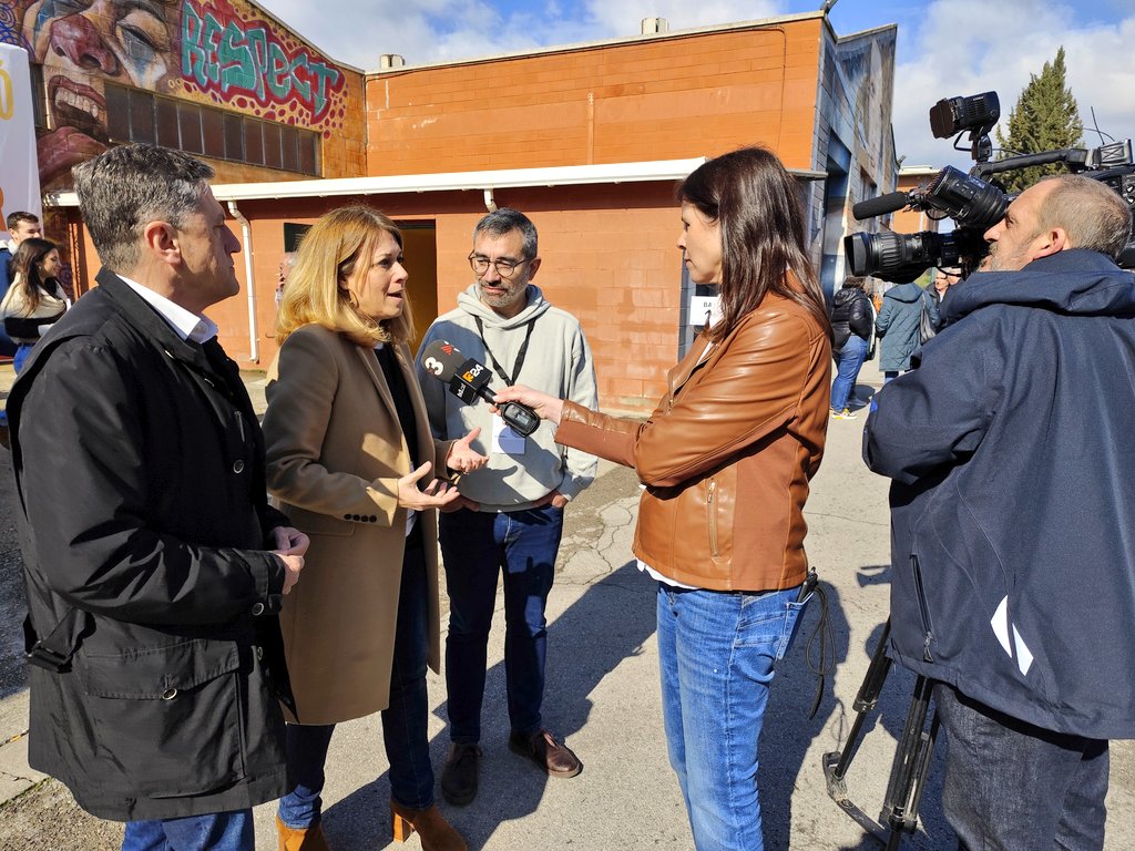 🔥 #FocNou som al #30CongrésERC. La direcció té el deure de recosir <a href="/Esquerra_ERC/">Esquerra Republicana</a> i d'integrar-hi totes les sensibilitats. La ciutadania valorarà si connectem amb els seus anhels o no. Orgullosos d'haver transaccionat dues esmenes (corrents interns i llengua oficial). Continuem.
