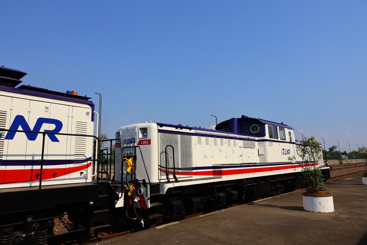 ラオス鉄道🇱🇦のDD51-1143号機。 ラオスではL002を名乗るよう。 先日