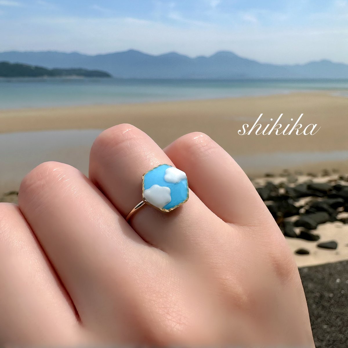 16Shikika's tweet photo. @minnecom
＼ 48時間限定！ ／
minneから、２日間限定で全品6%OFFクーポン発行中🎫✨
詳細▶︎https://t.co/vKktmyL4vm

▼猫ピアス
https://t.co/83MXq4ioPJ

▼アイスバー
https://t.co/kQoaecgXPn
https://t.co/oZjNaVXacj

▼ 青空💍
https://t.co/WBJIAyskpC

#ハンドメイド #レジン #ミニチュア https://t.co/hEsyc91Bch