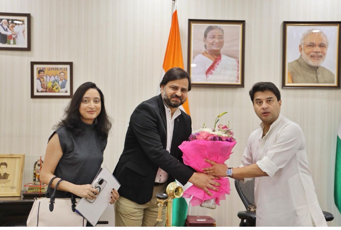 RajSharma_AICRA's tweet image. It was a great pleasure meeting and inviting Shri @JM_Scindia sir, Hon&apos;ble Minister of Communications and DONER. We look forward to welcoming him at GAISA 5.0 to share his valuable insights.