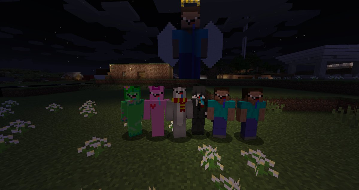 Estamos haciendo UN tributo para mi hermanito <a href="/K3iferMC/">KeiferMC</a>  muy pronto van a poder entrar a su mapa de minecraft y dejarle un msj con un cartelito ♥♥
también yo junto a su familia estamos armando un video para recordarlo 😭😭
#ElNoobNuncaMuere